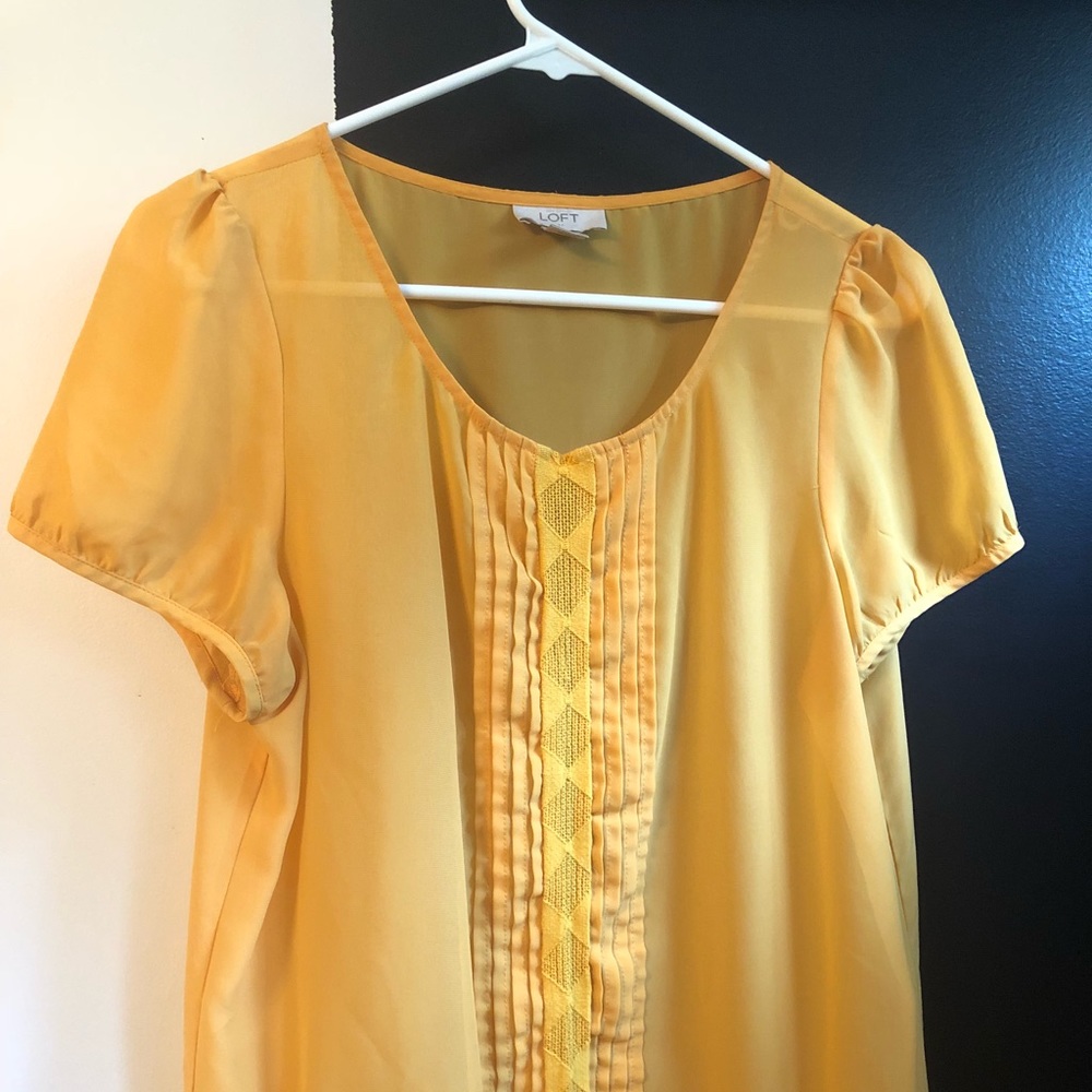 Ann Taylor Loft Yellow Medium Shirt